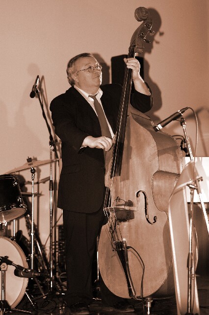 min 2006 12 15 beaune boogie 253 sepia